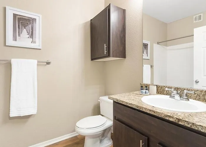 Landing - Modern With Amazing Amenities