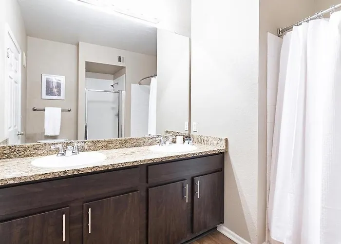 Apartment Landing - Modern With Amazing Amenities