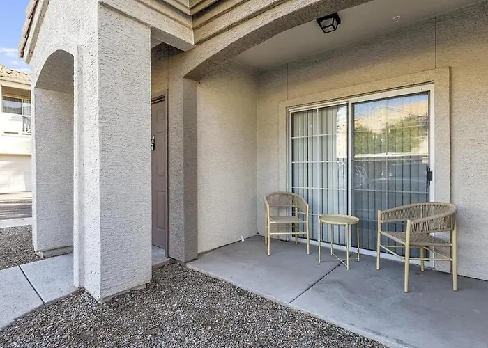 Landing - Modern With Amazing Amenities *
